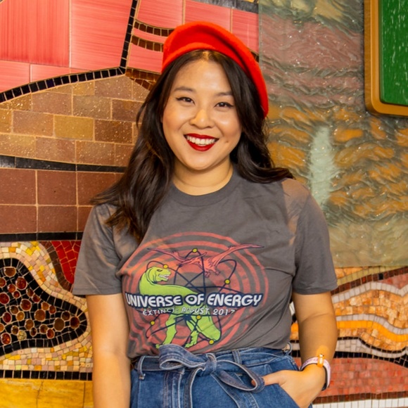 Disney Tops - Disney WDW Epcot Universe of Energy Closing Tee